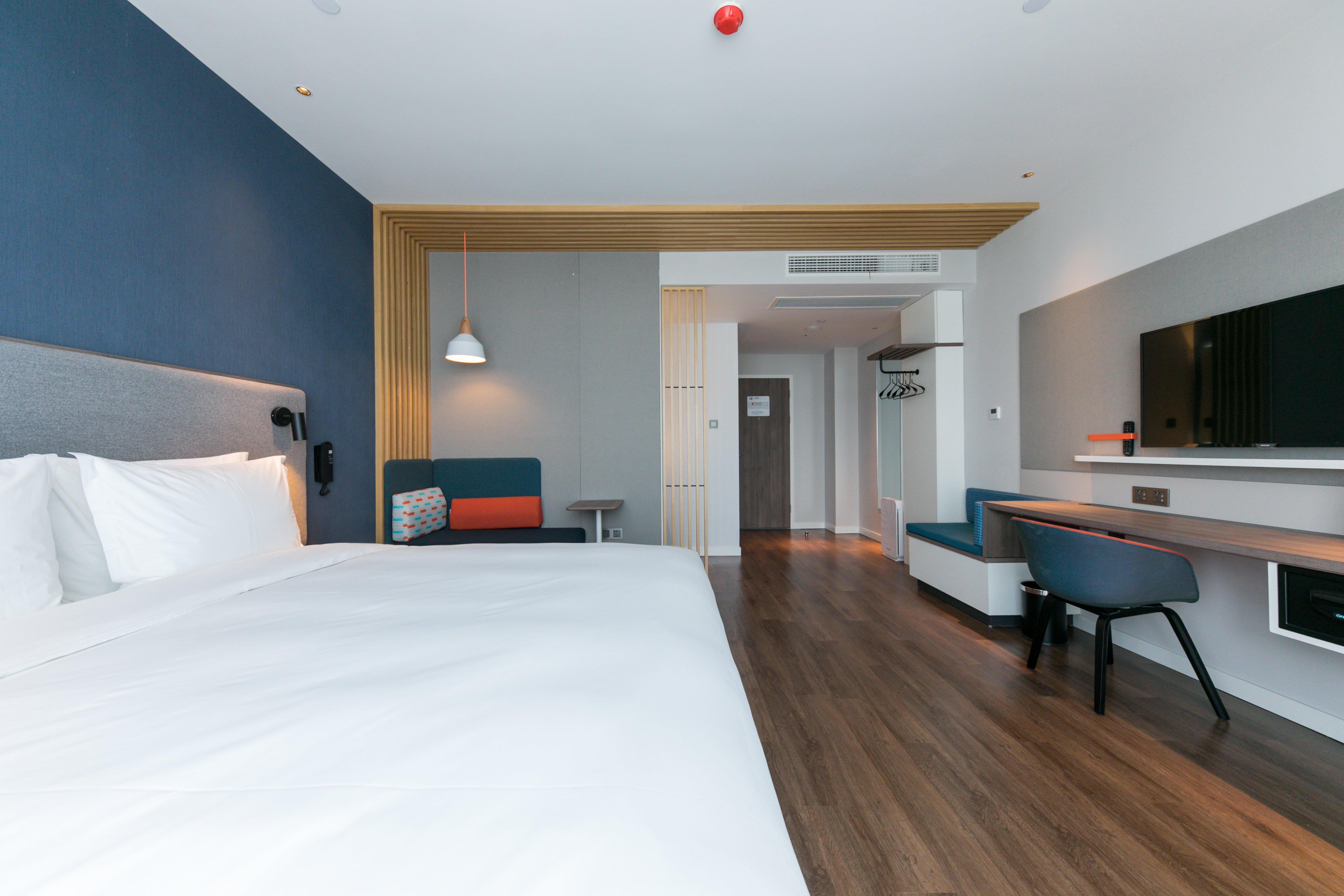 Holiday Inn Express Shanghai Tangzhen By Ihg - 20 Mins To Disney Land מראה חיצוני תמונה