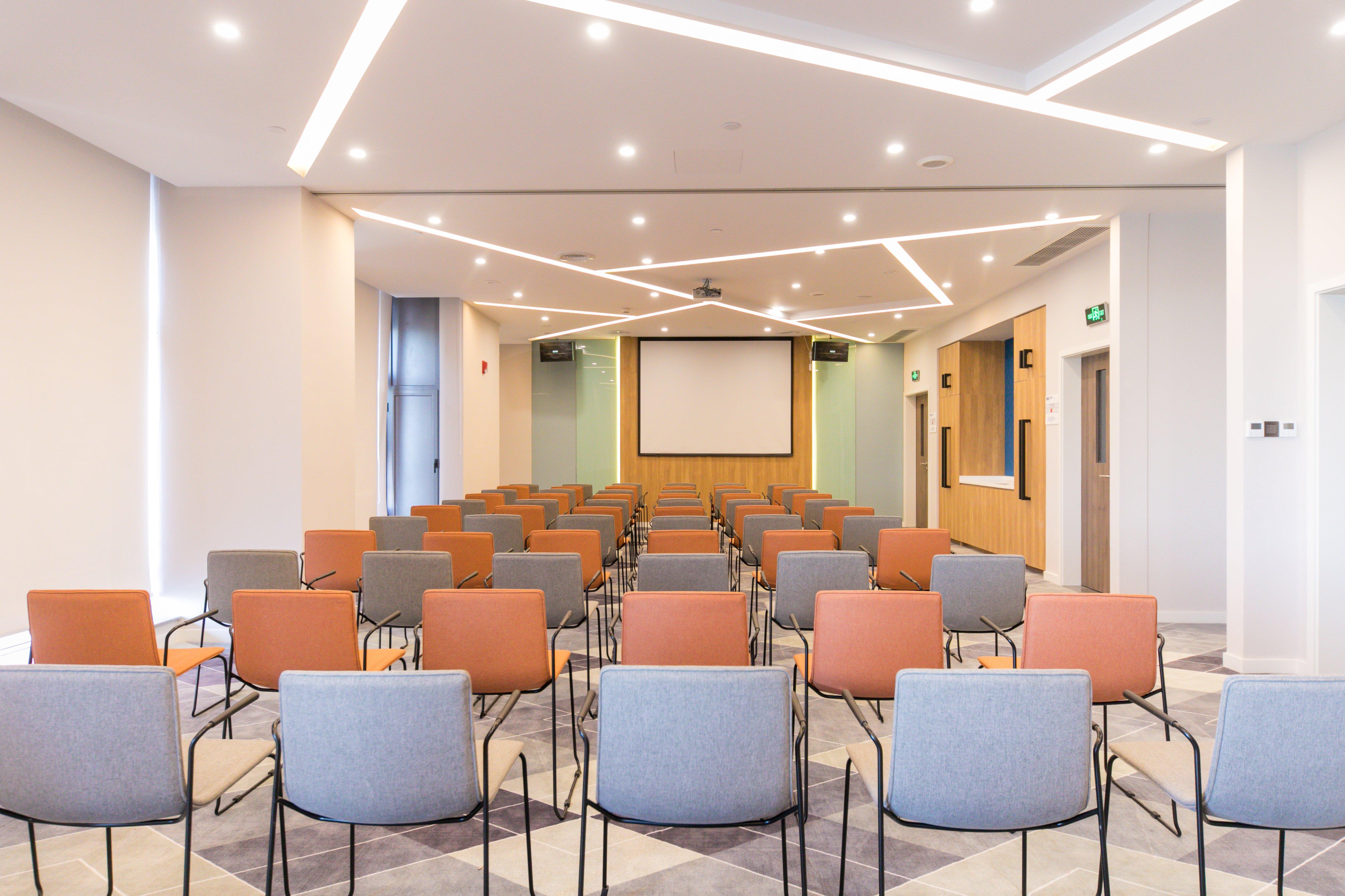 Holiday Inn Express Shanghai Tangzhen By Ihg - 20 Mins To Disney Land מראה חיצוני תמונה