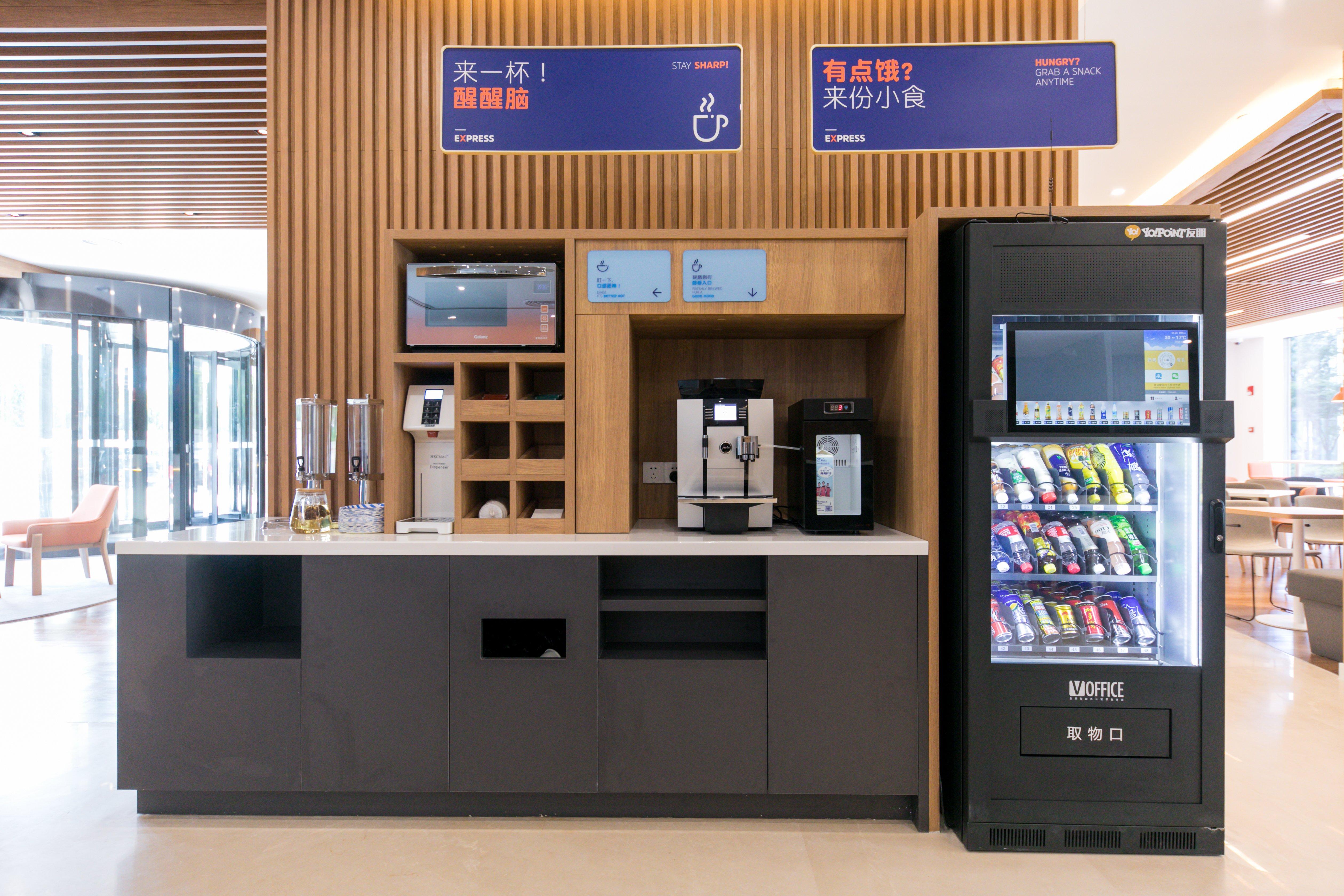 Holiday Inn Express Shanghai Tangzhen By Ihg - 20 Mins To Disney Land מראה חיצוני תמונה