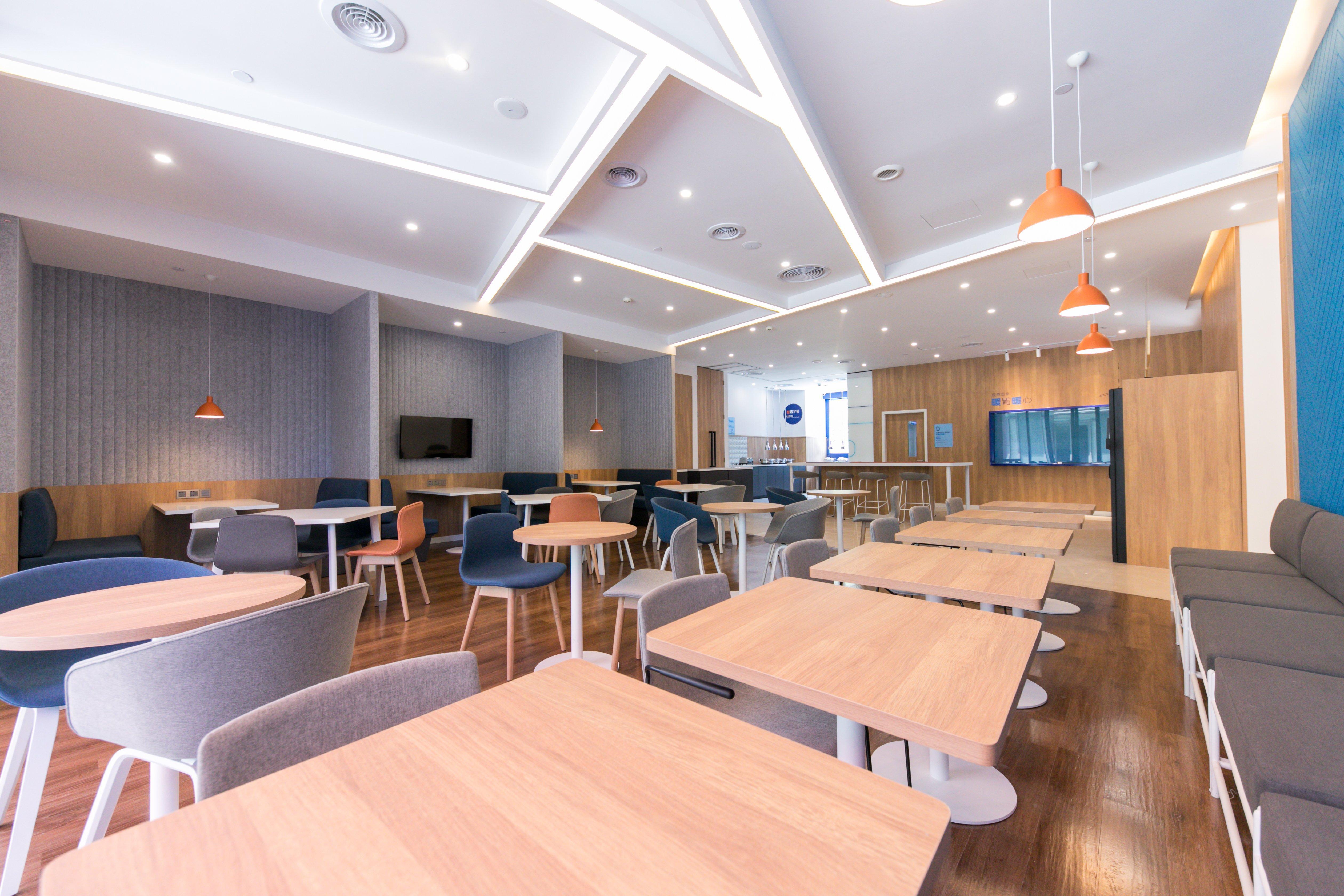 Holiday Inn Express Shanghai Tangzhen By Ihg - 20 Mins To Disney Land מראה חיצוני תמונה