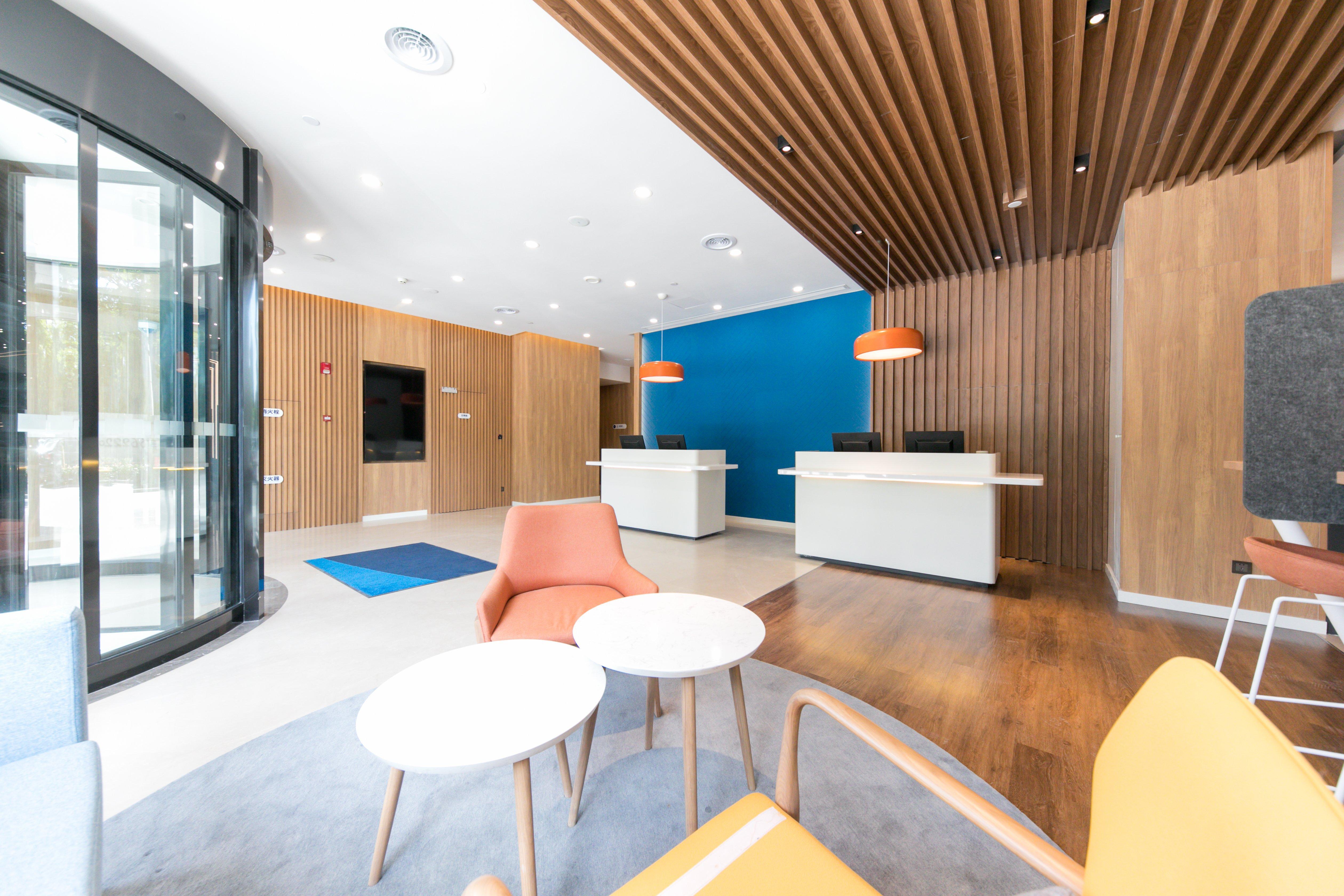 Holiday Inn Express Shanghai Tangzhen By Ihg - 20 Mins To Disney Land מראה חיצוני תמונה