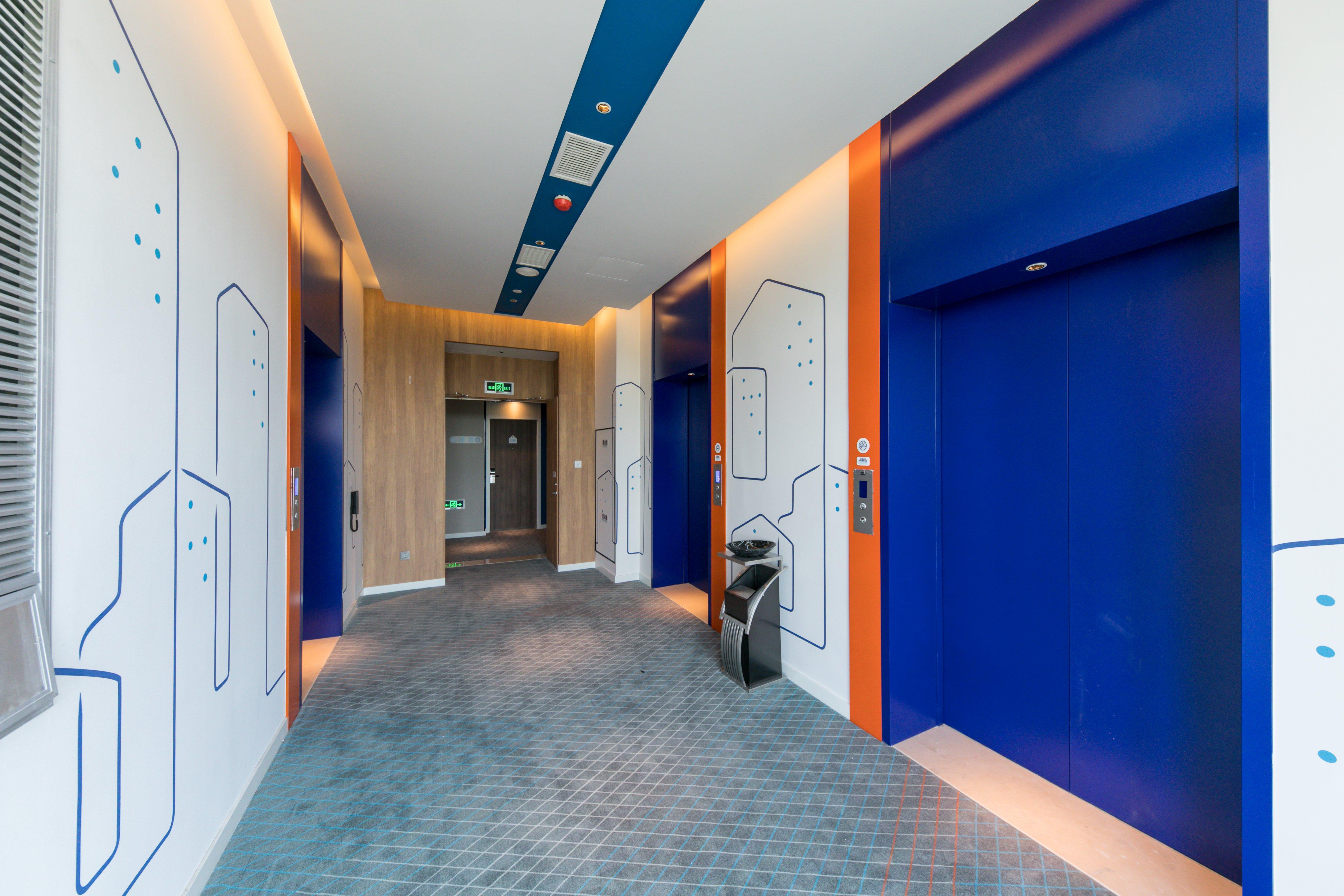 Holiday Inn Express Shanghai Tangzhen By Ihg - 20 Mins To Disney Land מראה חיצוני תמונה