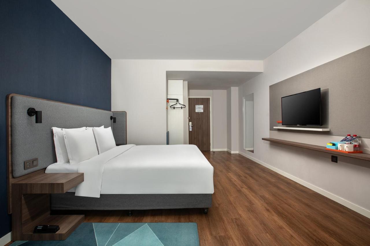 Holiday Inn Express Shanghai Tangzhen By Ihg - 20 Mins To Disney Land מראה חיצוני תמונה