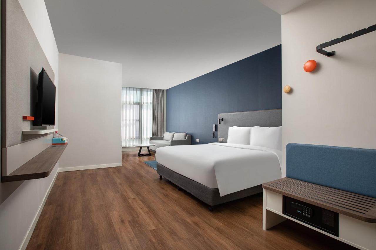 Holiday Inn Express Shanghai Tangzhen By Ihg - 20 Mins To Disney Land מראה חיצוני תמונה